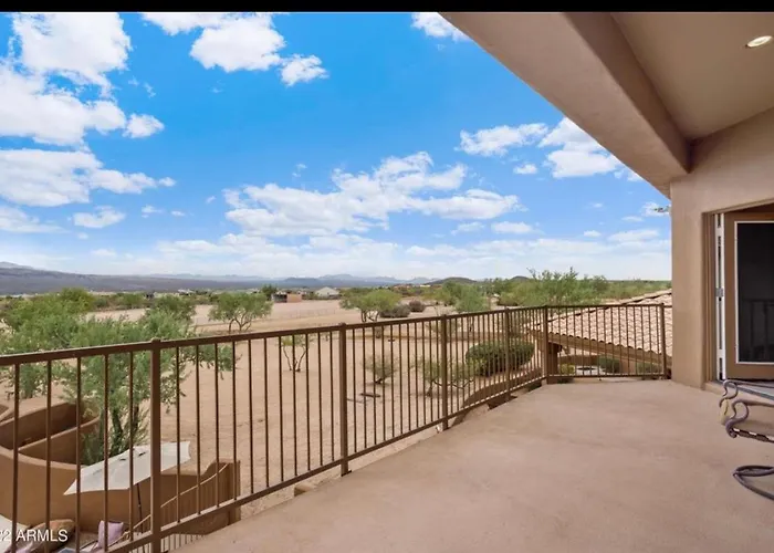 A Quiet Family & Couple Retreat, A Horse Rio Verde
