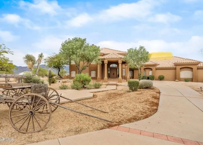 A Quiet Family & Couple Retreat, A Horse Holiday home *